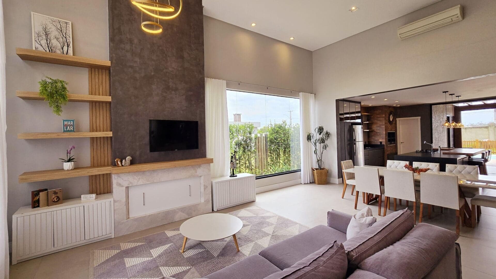 Casa a venda no Condomínio Dubai