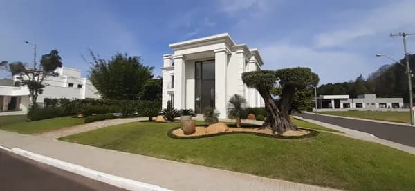 Casa de Alto Padrão no Condomínio Velas da Marina! 🌴