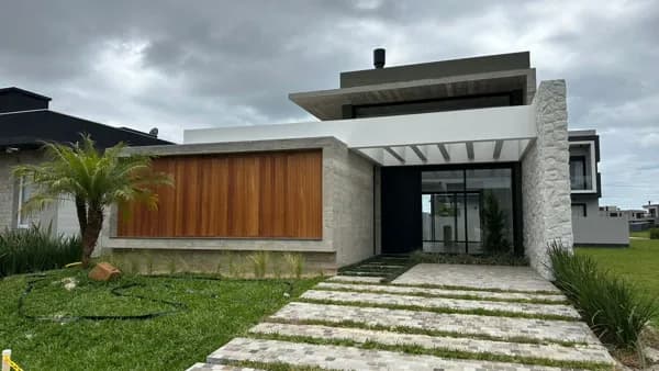 Casa a venda no Condomínio Sunset