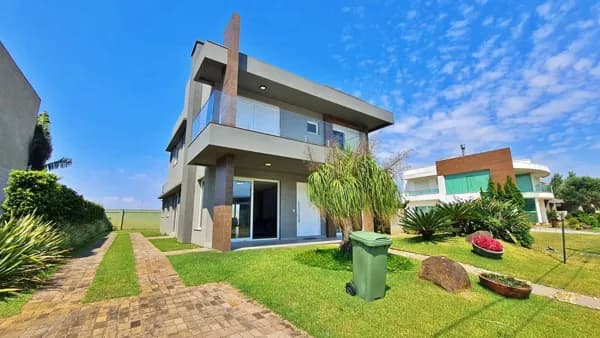 Oportunidade Imperdível no Condomínio Ventura em Xangri-lá! 🏡