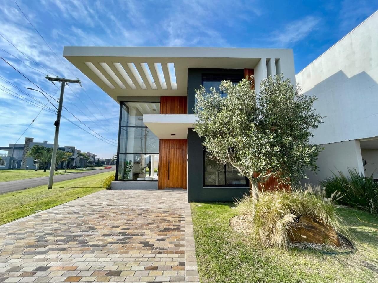 Casa a venda no Condomínio Riviera