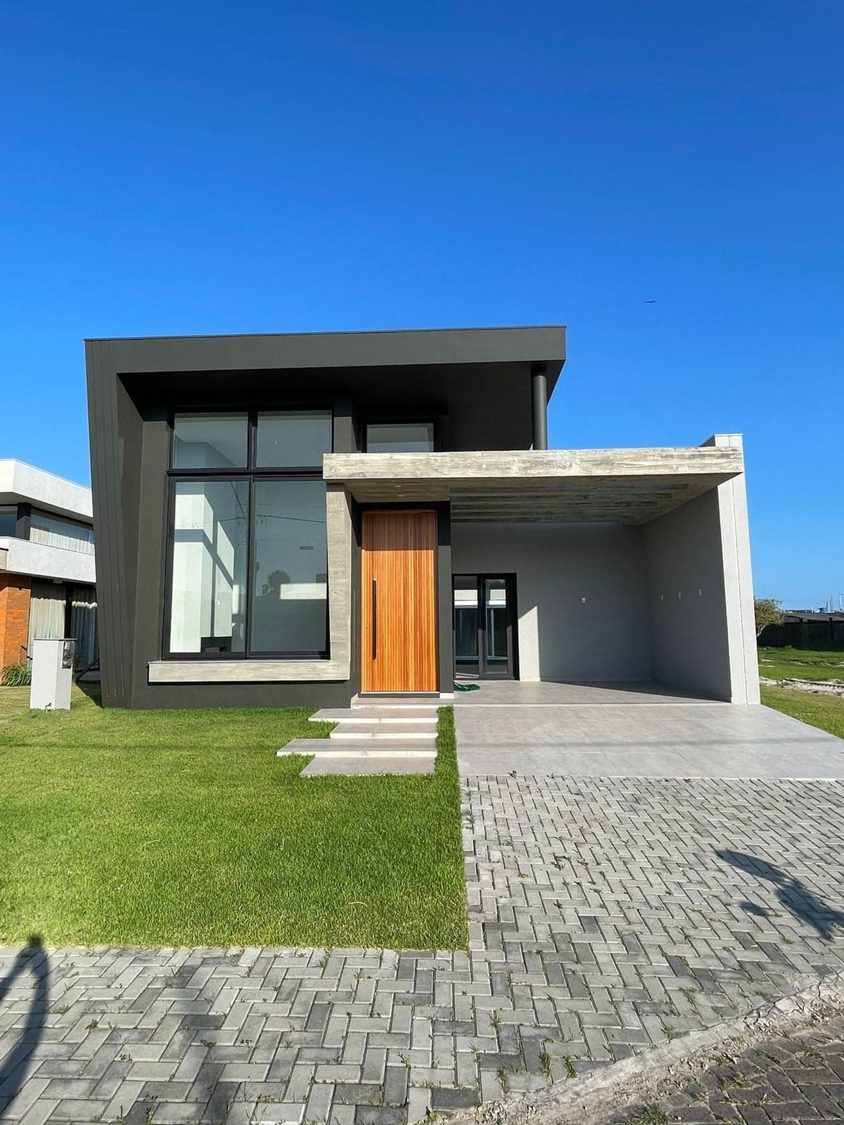 Casa a venda no Condomínio Dubai!