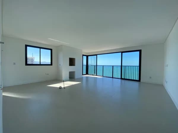 Apartamento Pronto com 3 Suítes e 122m² a 60 Metros do Mar em Porto Belo