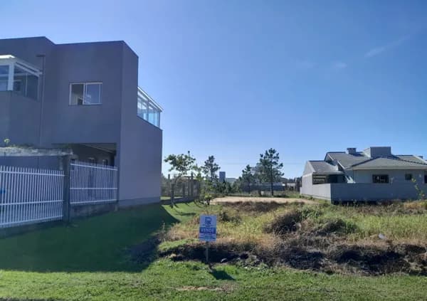 Terreno na Bella Torres