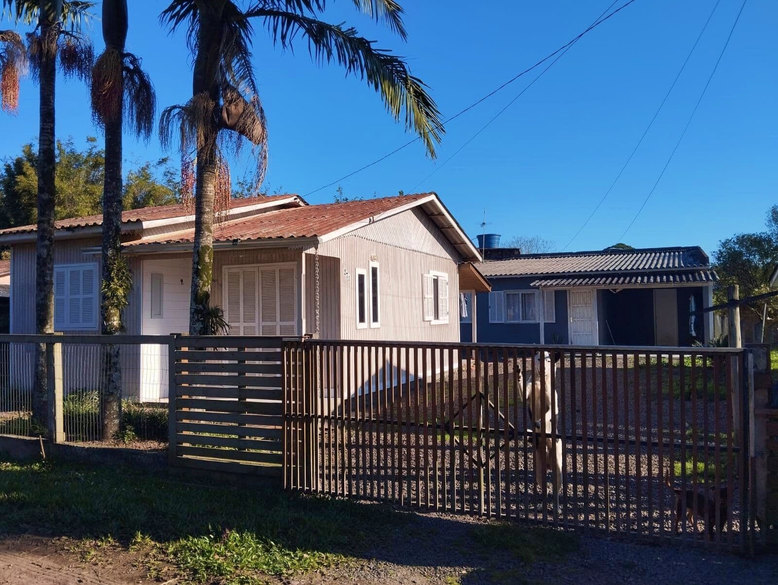 Duas Casas no mesmo Terreno - Excelente oportunidade em Torres/RS