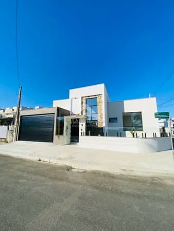 Casa em Jaraguá do Sul - Três Rios do Norte