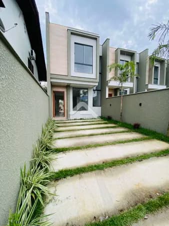 Casa em Jaraguá do Sul - Água Verde