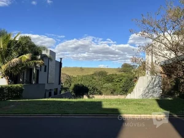 Terreno Alphaville fundo para mata