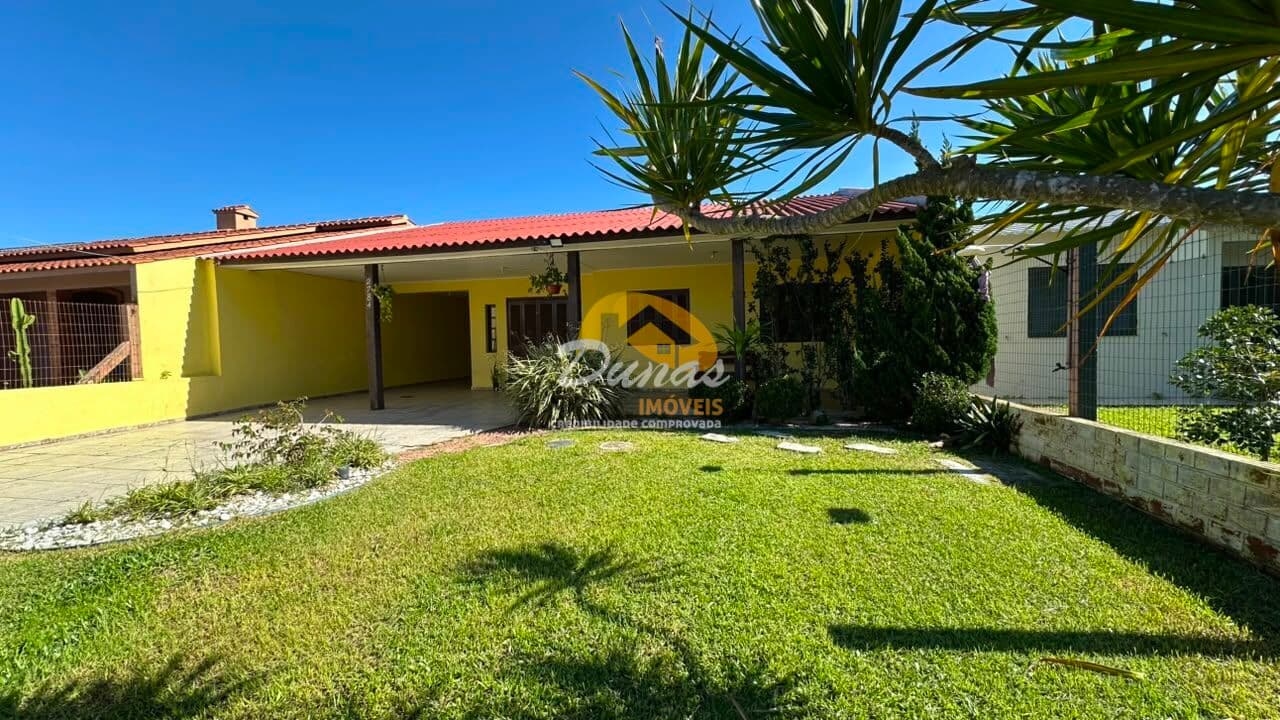 Casa próxima do mar em Nova Tramandaí - Tramandaí/RS