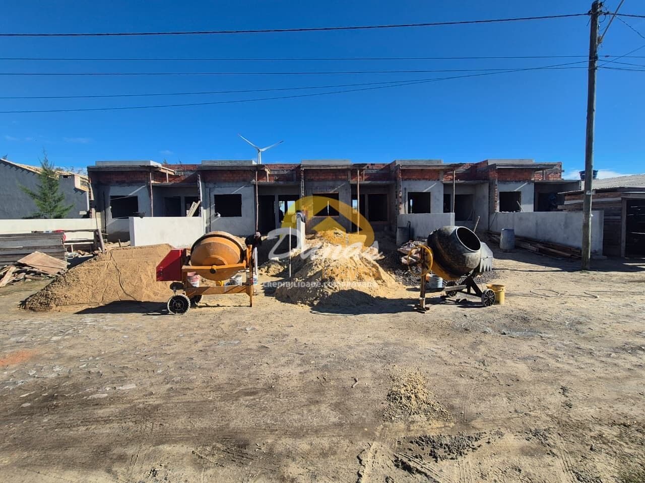 Casa Geminada à venda no Balneário Tiarajú - Tramandaí/RS