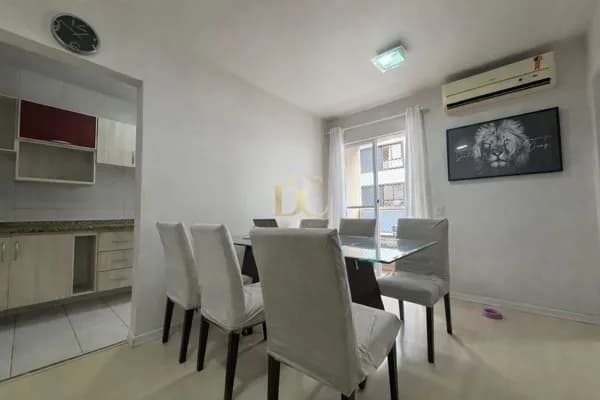 Apartamento no Atiradores com 3 dormitórios