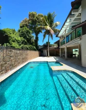 Sobrado em Bertioga - Guaratuba