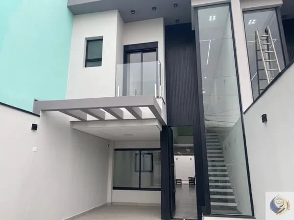 Casa155 m2 à venda no bairro Vila Alzira - Santo André/SP. NOVO