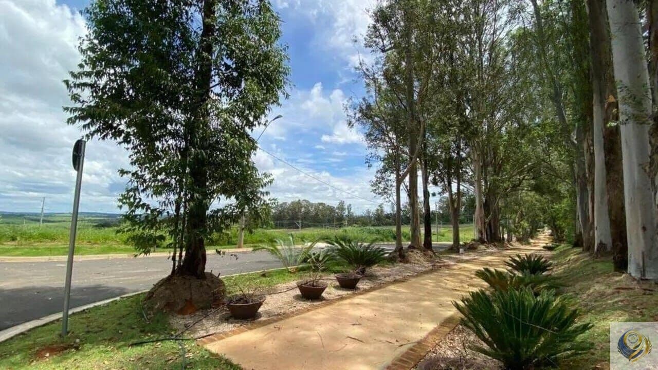 Lote/Terreno em Jaguariúna - Colinas do Castelo