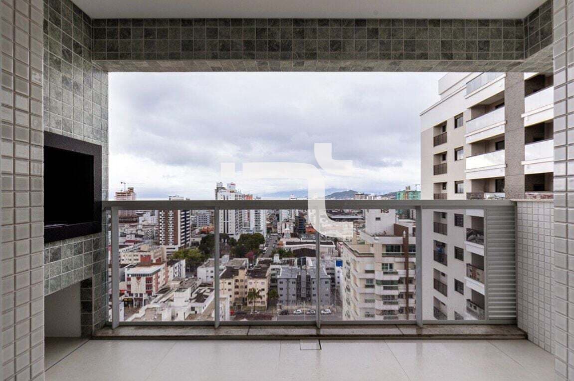 Apartamento à venda no Kobrasol em São José/SC | 2 dormitórios | Sacada com churrasqueira