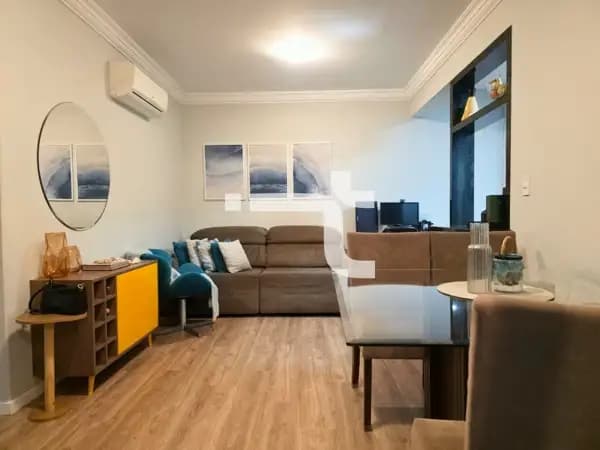 Apartamento à venda com 2 quartos em Barreiros - São José - SC