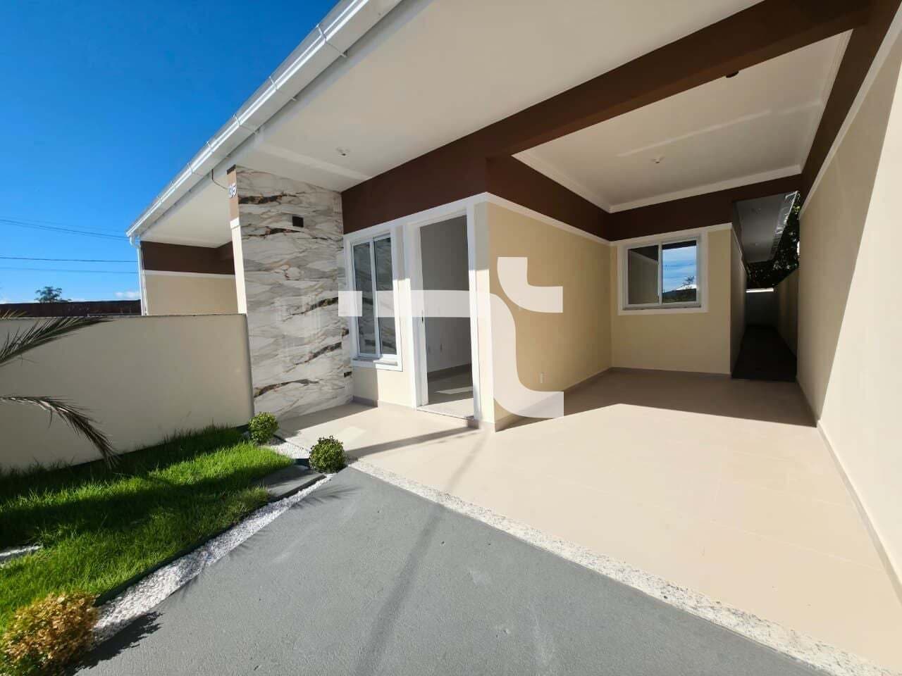 Casa com 2 quartos em Sertão do Maruim - São José /SC