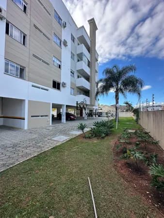 Apartamento em São José/SC - 2 Dormitórios - Prédio com Elevador