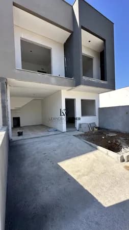 Sobrado 3 dormitórios - Areias - São José.