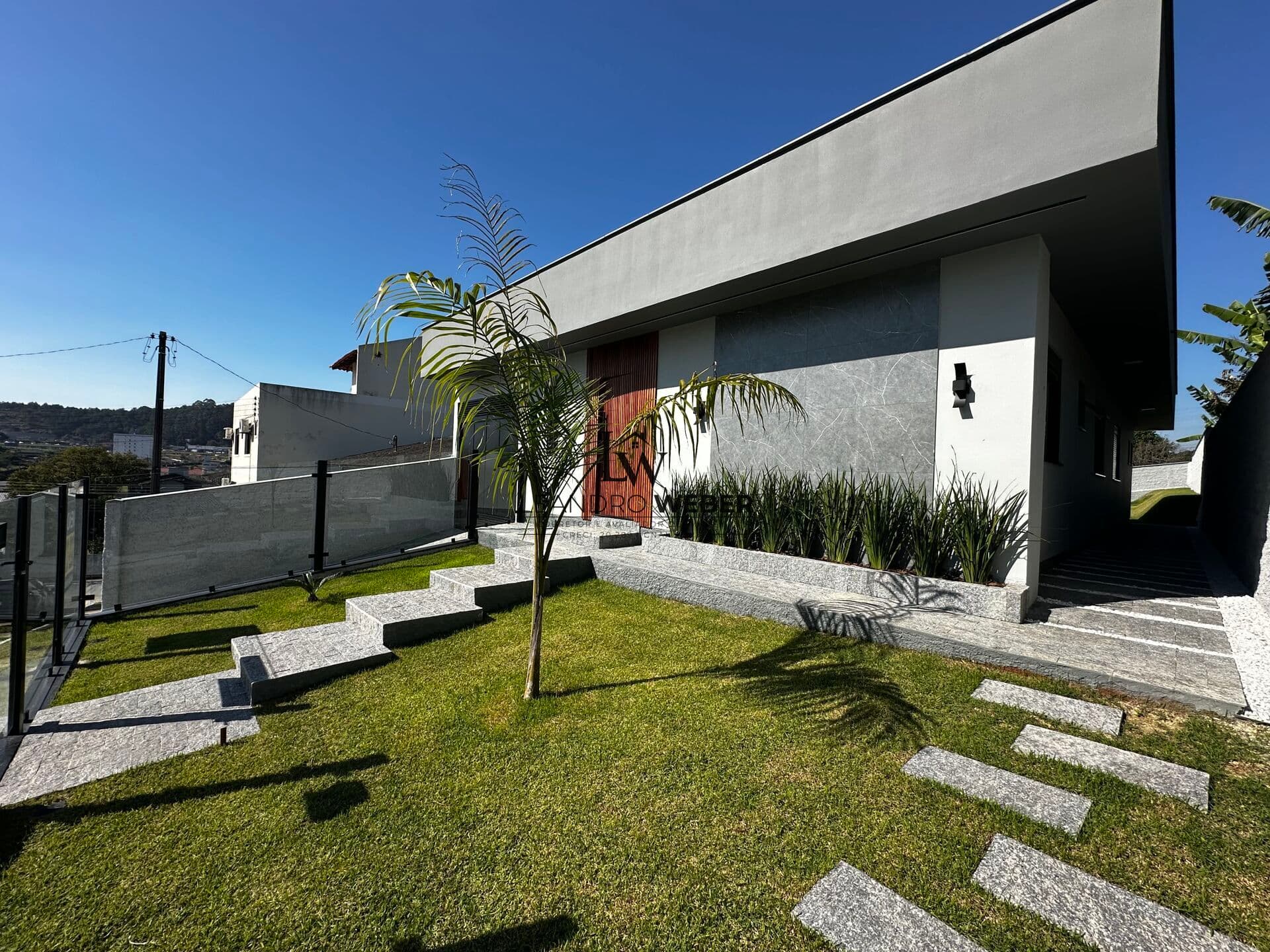 Casa 3 Dormitórios em São José/SC