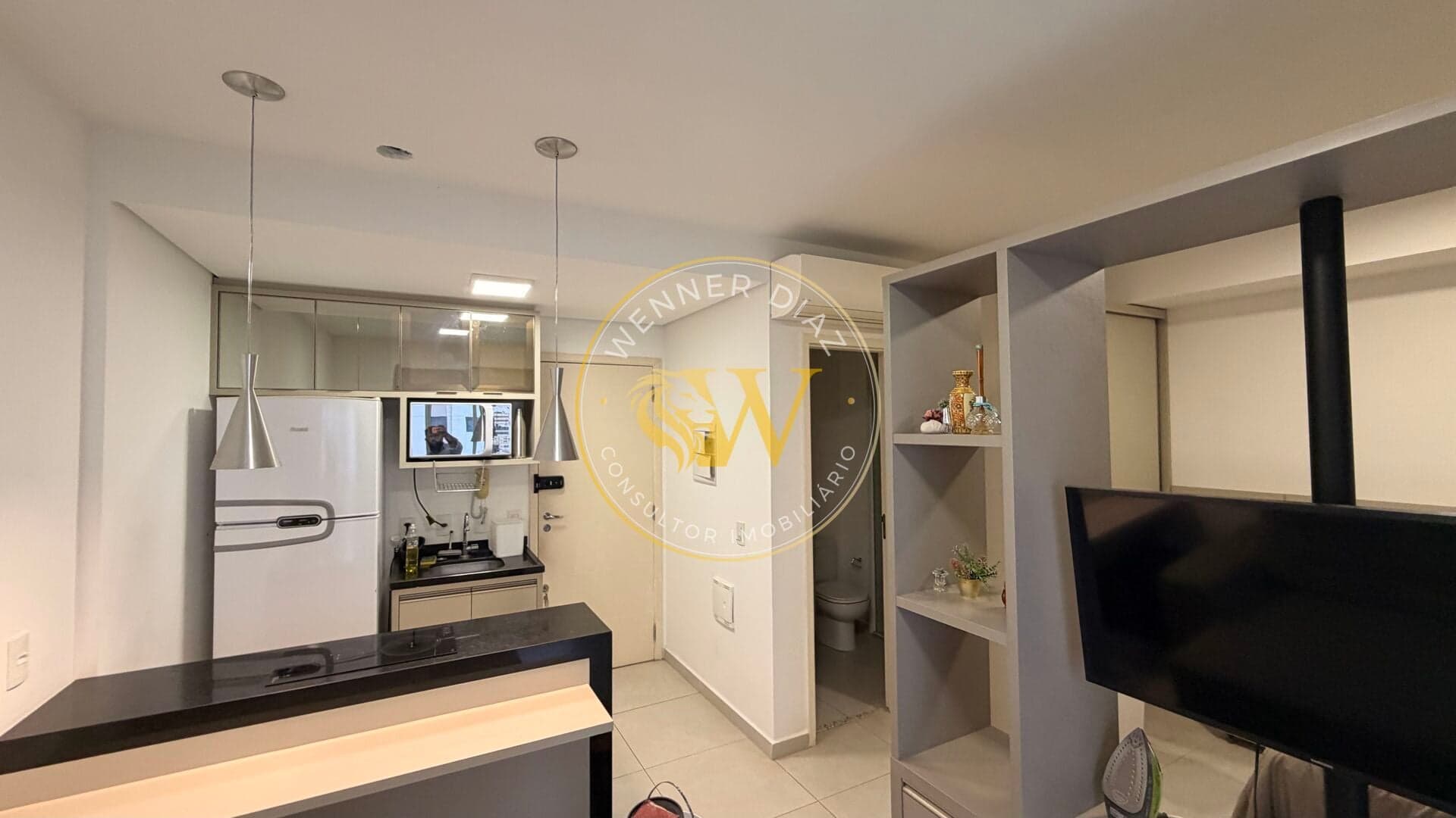 Studio Decorado e Mobiliado no Duo JK — Locação