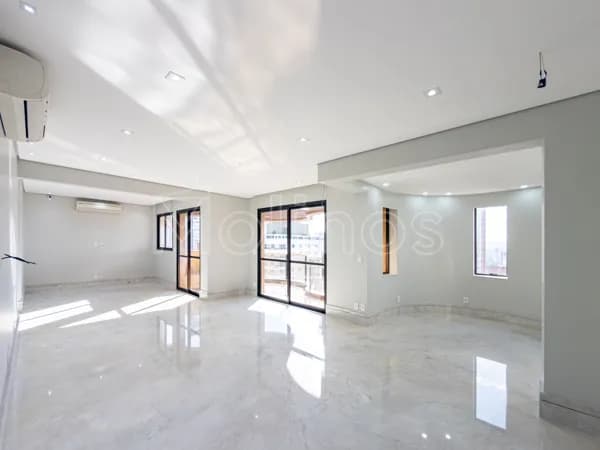 Apartamento de alto padrão com 246m², 4 dormitórios, 3 suítes e 4 vagas no Edifício Almeria – Tatuapé