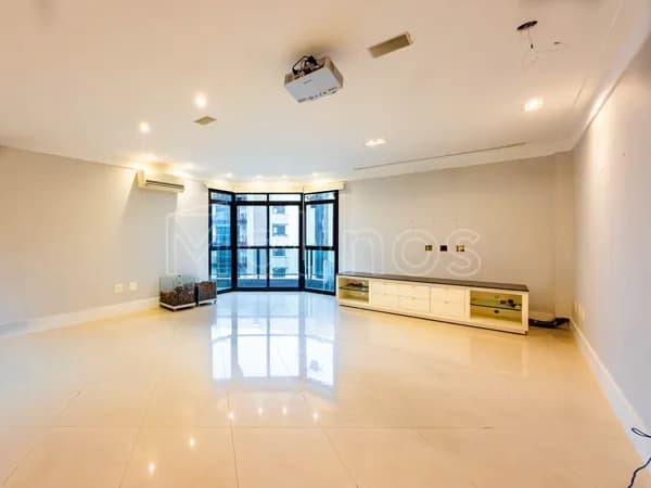 Apartamento 200 m² | 03 Suítes | 04 Vagas | Tatuapé