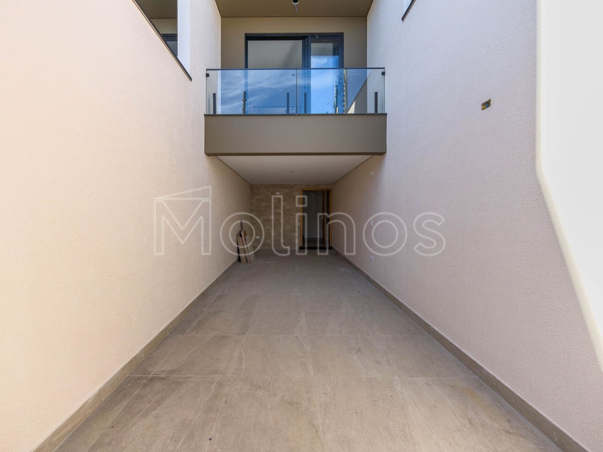 Sobrado Novo no Parque São Lucas com 160 m², 3 Suítes, 2 Vagas e Acabamento Premium