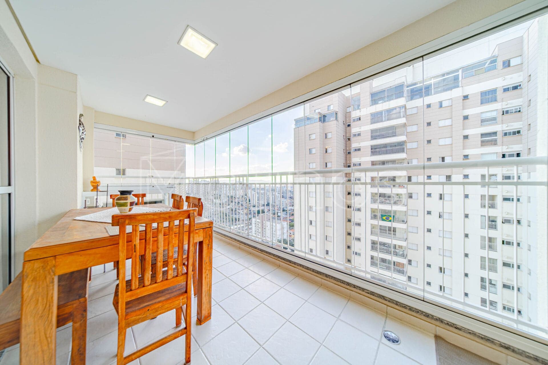 Apartamento em São Paulo - Vila Carrão
