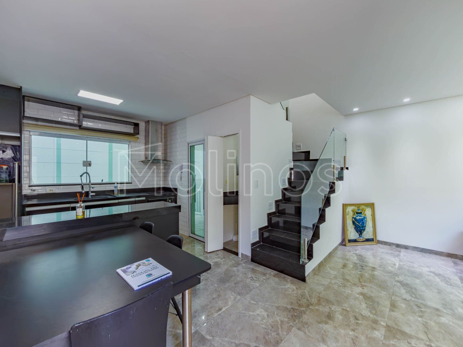 Casa em Condomínio na Vila Carrão com 118 m², 3 Dormitórios, 4 Vagas, Mobiliada e Terraço Gourmet