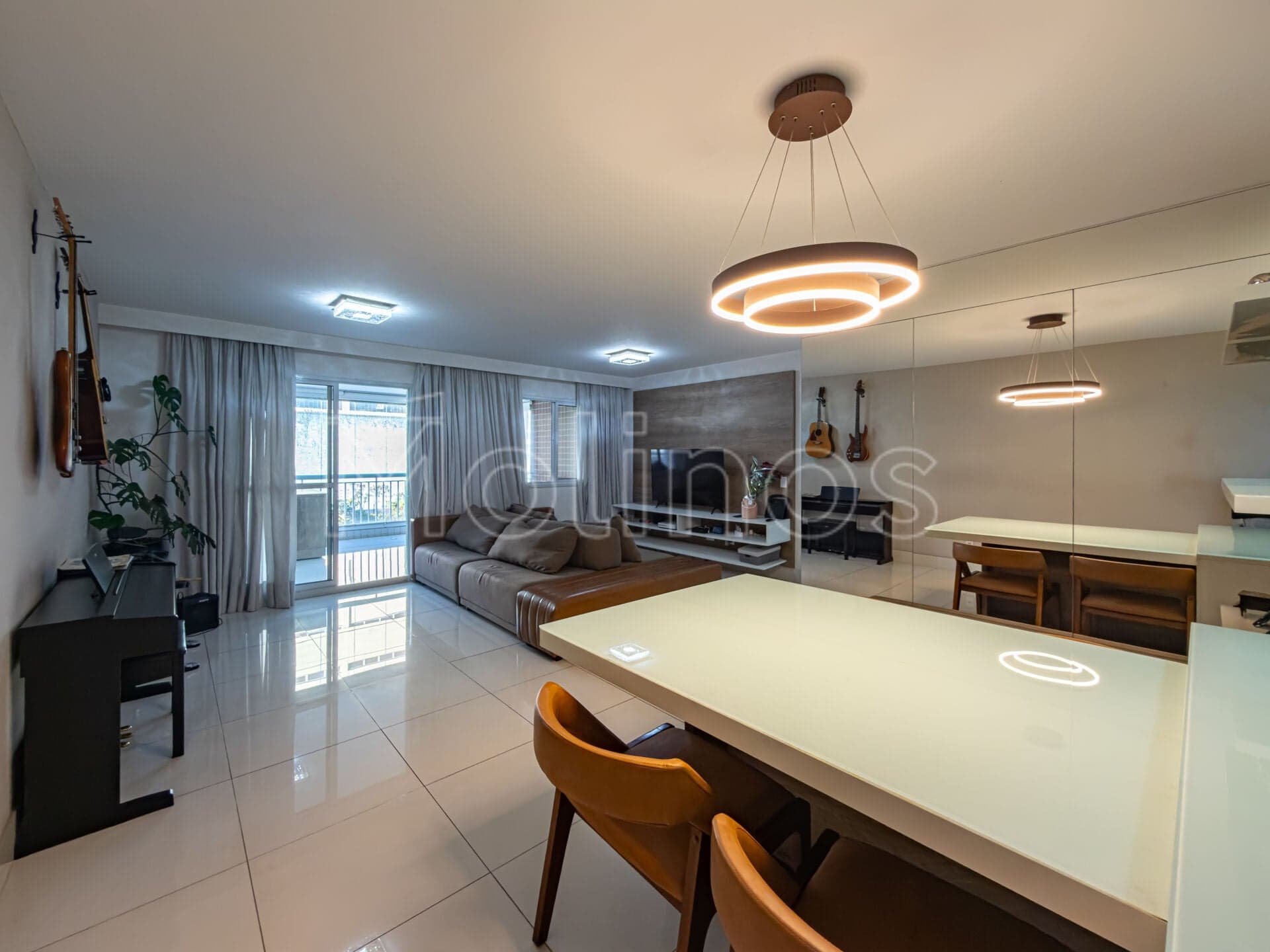 APARTAMENTO DE ALTO PADRÃO NA MOOCA | 120m² | VARANDA GOURMET A CARVÃO | DEPÓSITO PRIVATIVO | LAZER CLUBE