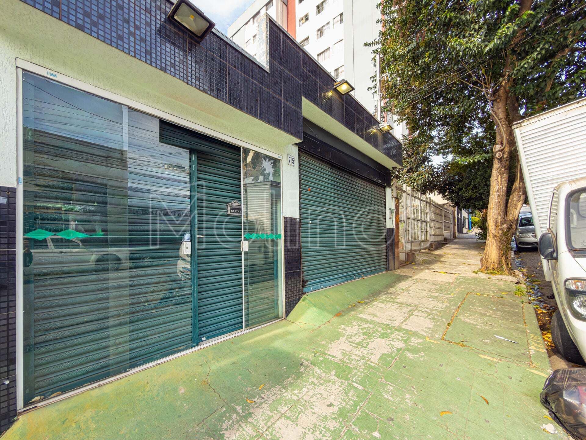 Prédio Comercial para Locação | 230m² | 6 Salas | 3 Vagas | Próx. Av. Conselheiro Carrão