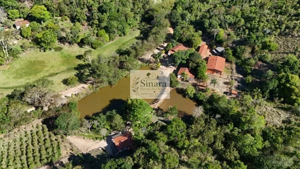 Fazenda/Sítios/Chácaras em Monte Alegre do Sul - Bairro Falcão