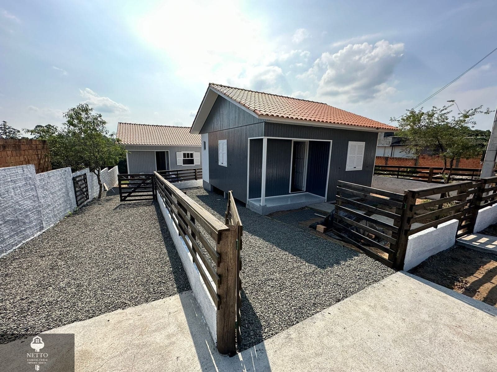 Casas novas, pronta para morar