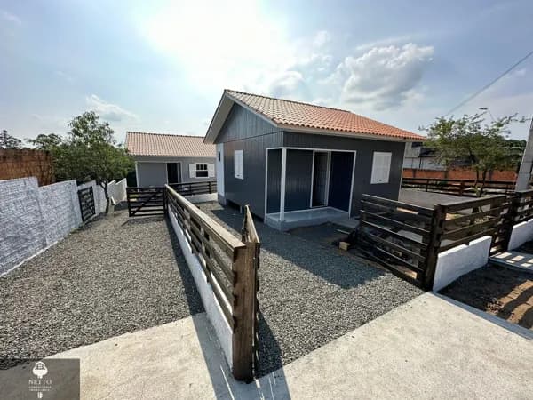 Casas novas, pronta para morar