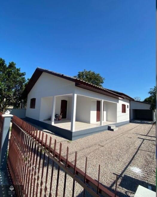 Casa à Venda no Bairro Nova York – Forquilhinha/SC