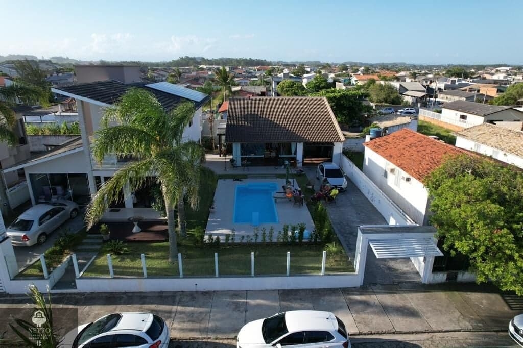 Casa em Balneário Rincão - Centro