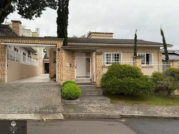 Linda Casa no Jardim Angélica
