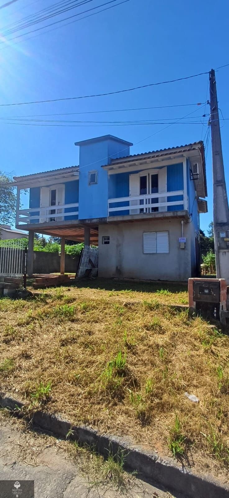 Casa com 2 Moradias Independentes no Loteamento Girassóis
