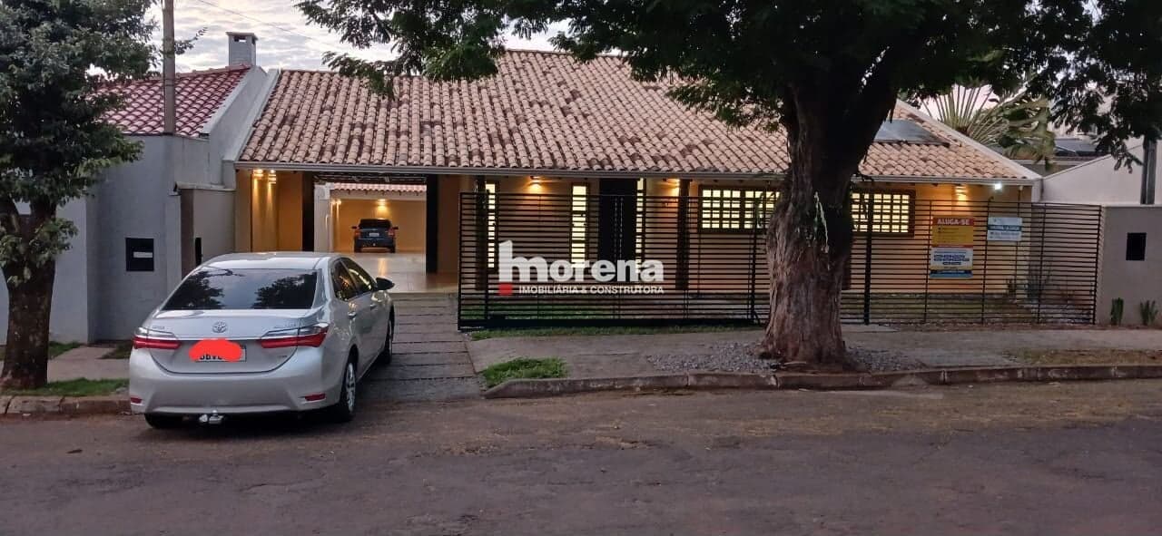 Casa em Umuarama - Parque Cidade Jardim