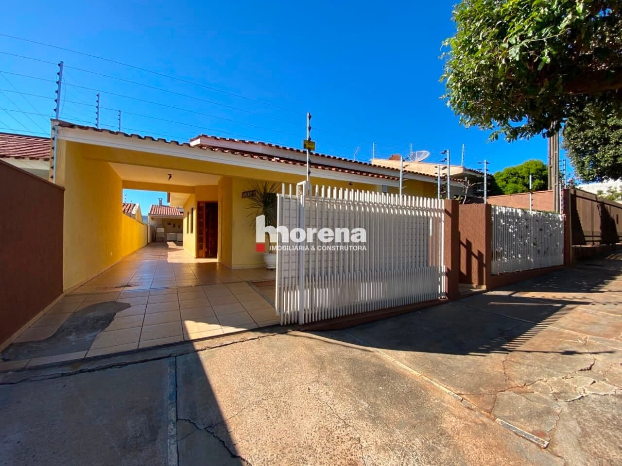 Casa em Umuarama - Jardim América