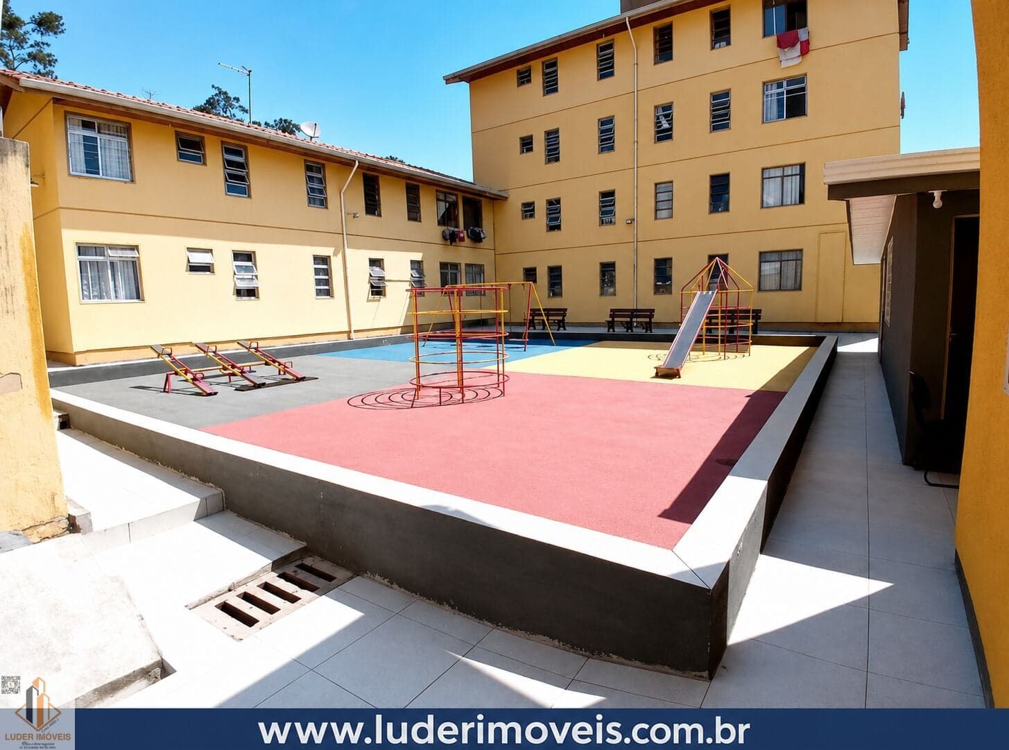 Apartamento 3 dorms. 47m2 venda Moradias Augusta C.Comprido em Curitiba