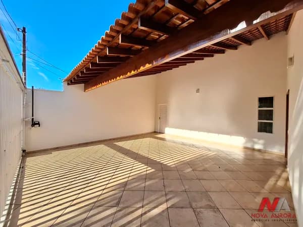 Casa 03 dormitórios com suíte para alugar próximo a Av. Mirassolândia - São José do Rio Preto/SP