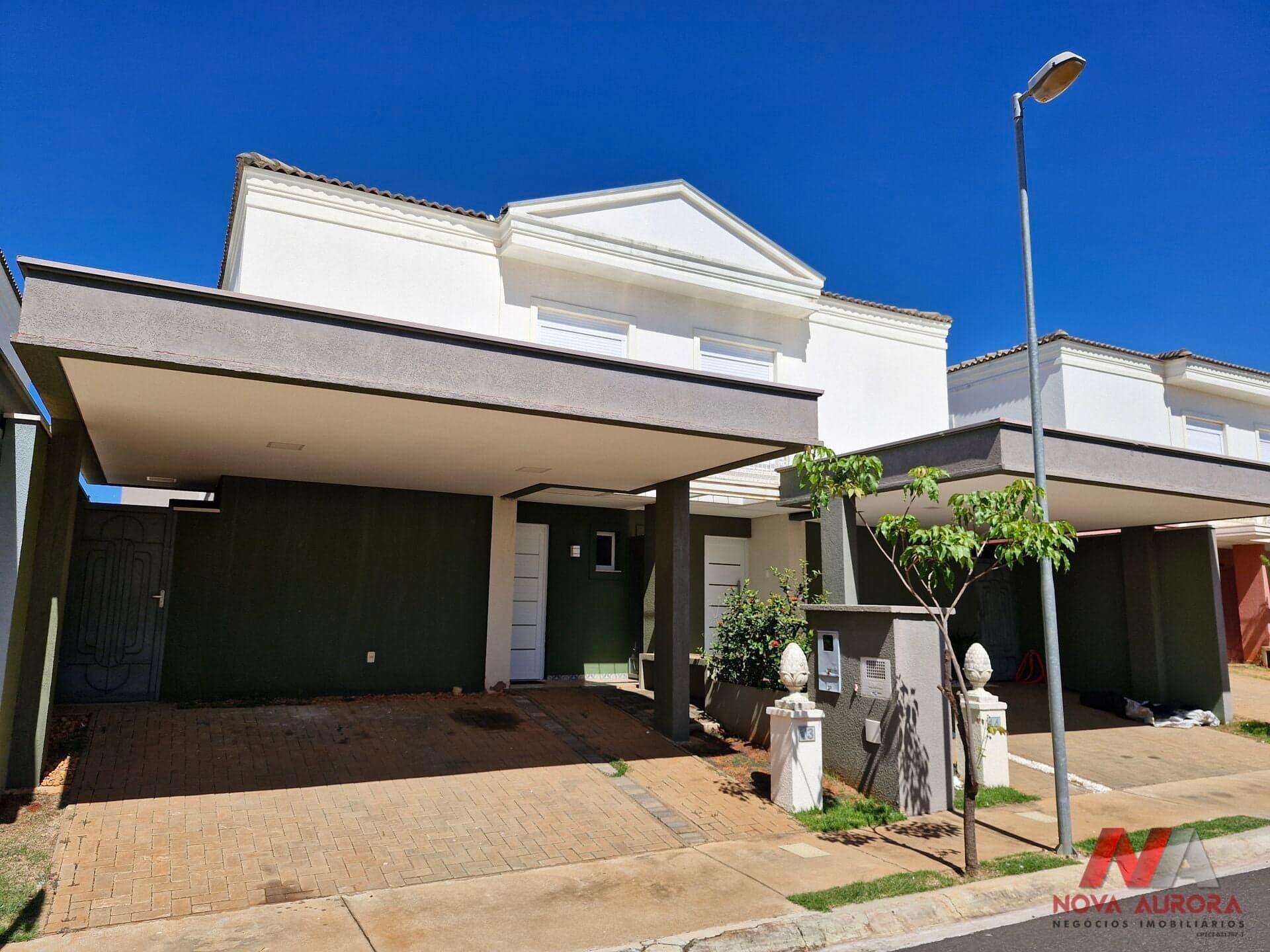 Casa 03 dormitórios com suíte para venda no condomínio Village Imperial - São José do Rio Preto/SP