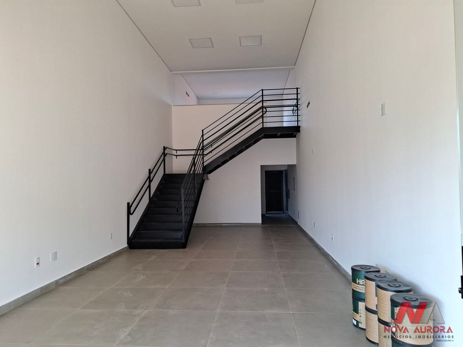 Salão comercial para alugar próximo á Av. Potirendaba - São José do Rio Preto/SP