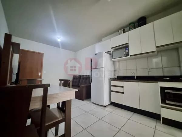 Apartamento Mobiliado com Vaga Coberta – Edifício Del Mare