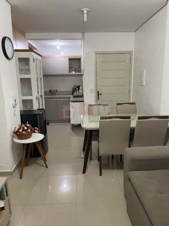 Apartamento com Suíte, Sacada com Terraço e Excelente Localização no Bairro Mato Alto em Araranguá/SC