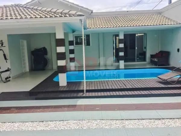 Casa com Piscina e Edicula - Jardim Das Avenidas - Araranguá/SC