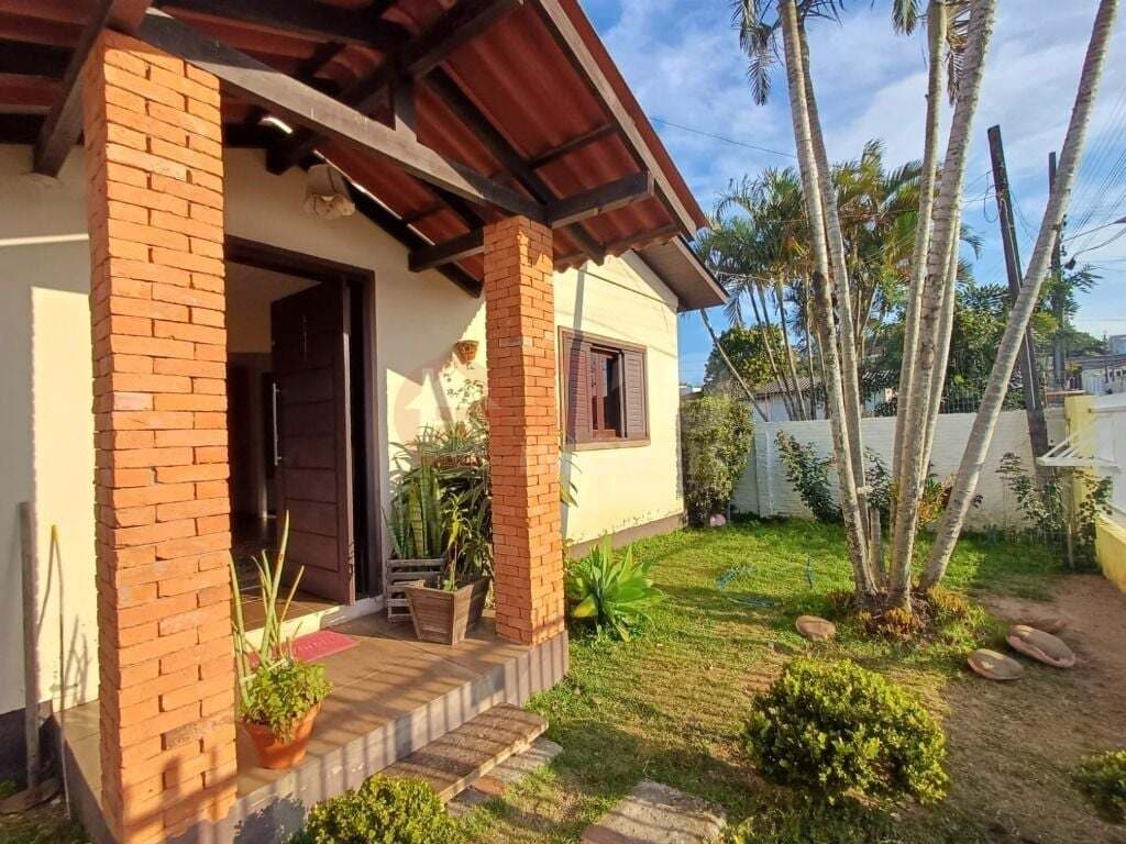 Casa à venda, 100 m² por R$ 300.000,00 - Coloninha - Araranguá/SC