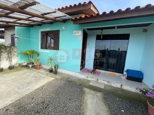 Casa Geminada com 60 m2 a Venda em Araranguá